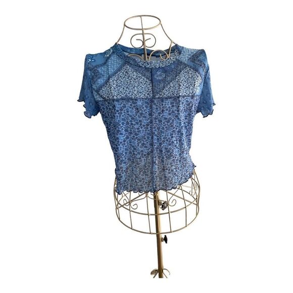 NWT BP blue patchwork sheer short sleeve crop top M - Picture 2 of 7
